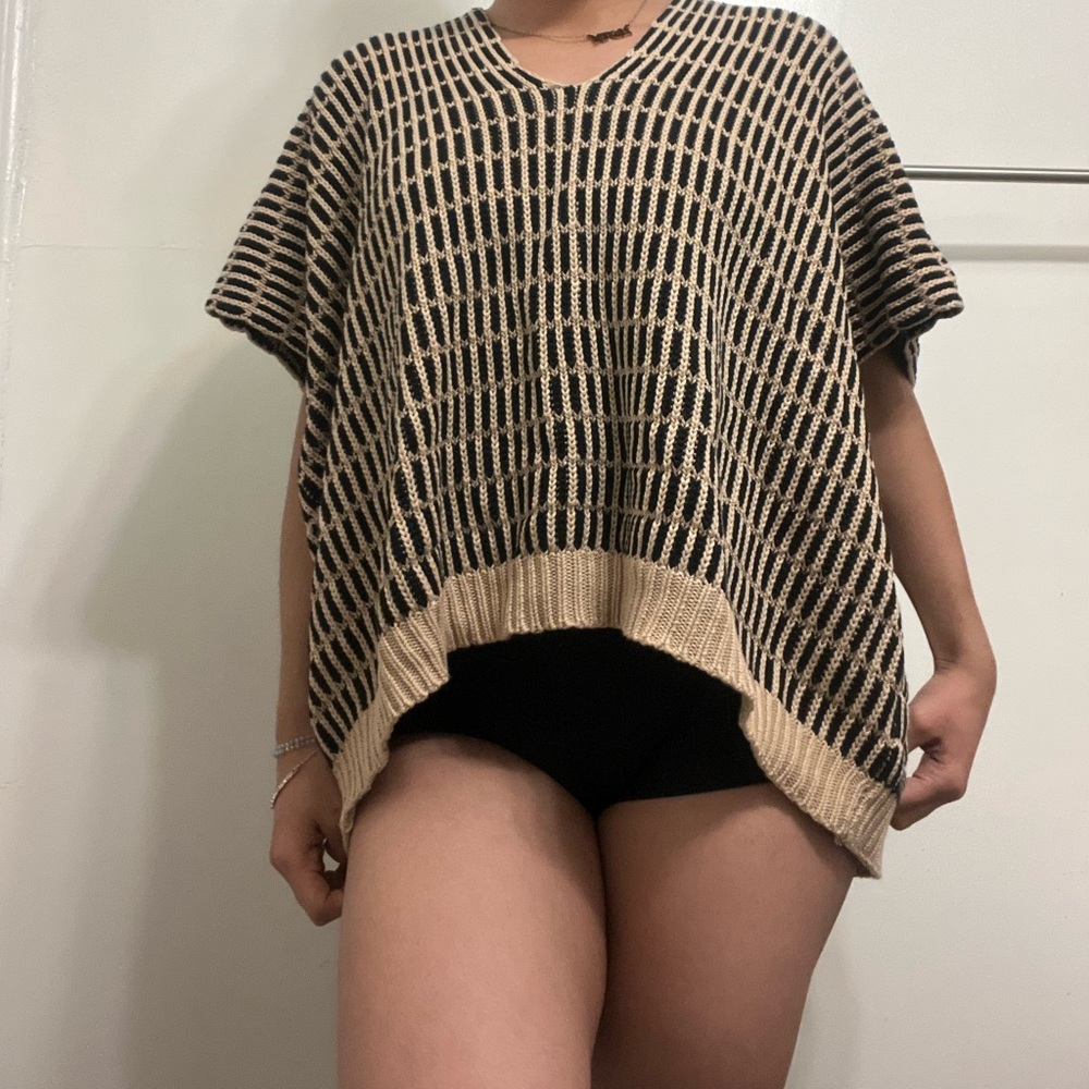 Free People Top - Picture 1 of 4